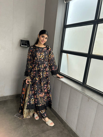 3 Piece Suit – Bana Dora with Printed Lawn Dupatta (Pret)